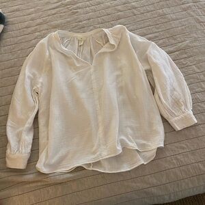 White linen long sleeved tunic